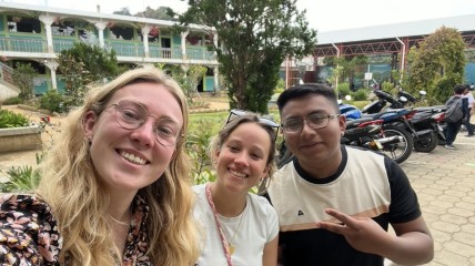 Afscheid van Kaliyah en Flabia,